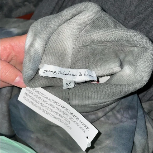 NWT Young Fabulous & Broke Turtle Neck Slit Zipper Tye Dye Dress Size M - Picture 7 of 9